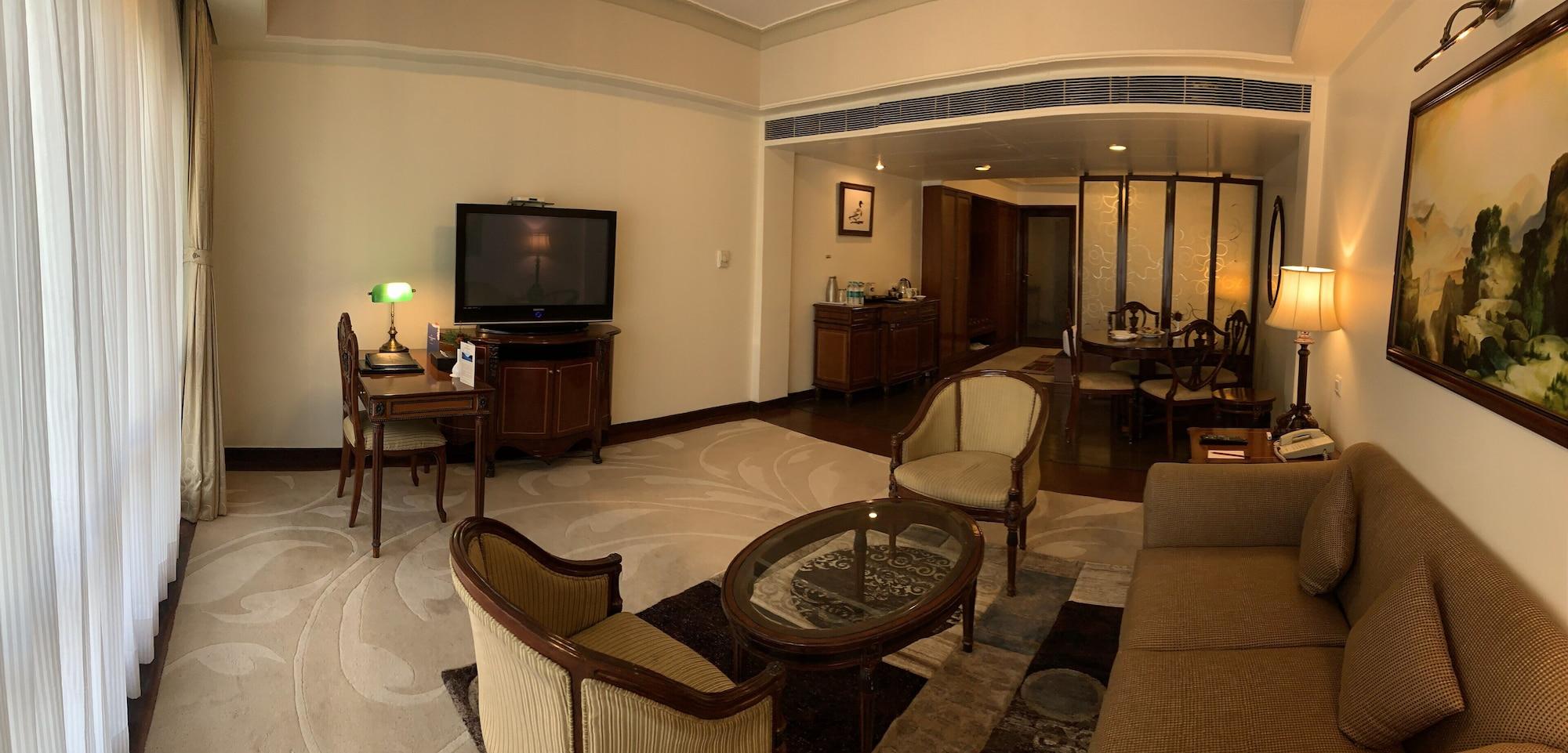 Отель Namah Nainital, A Member Of Radisson Individuals Retreats Экстерьер фото