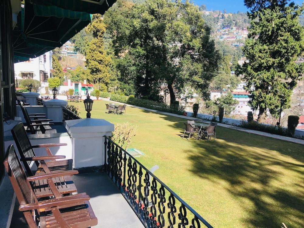 Отель Namah Nainital, A Member Of Radisson Individuals Retreats Экстерьер фото