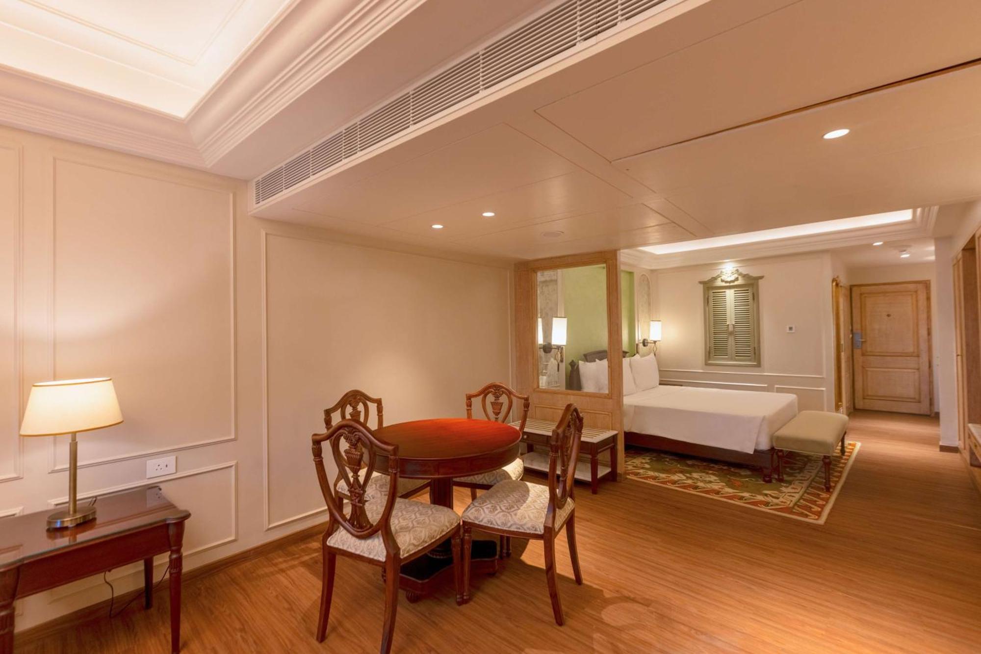 Отель Namah Nainital, A Member Of Radisson Individuals Retreats Экстерьер фото