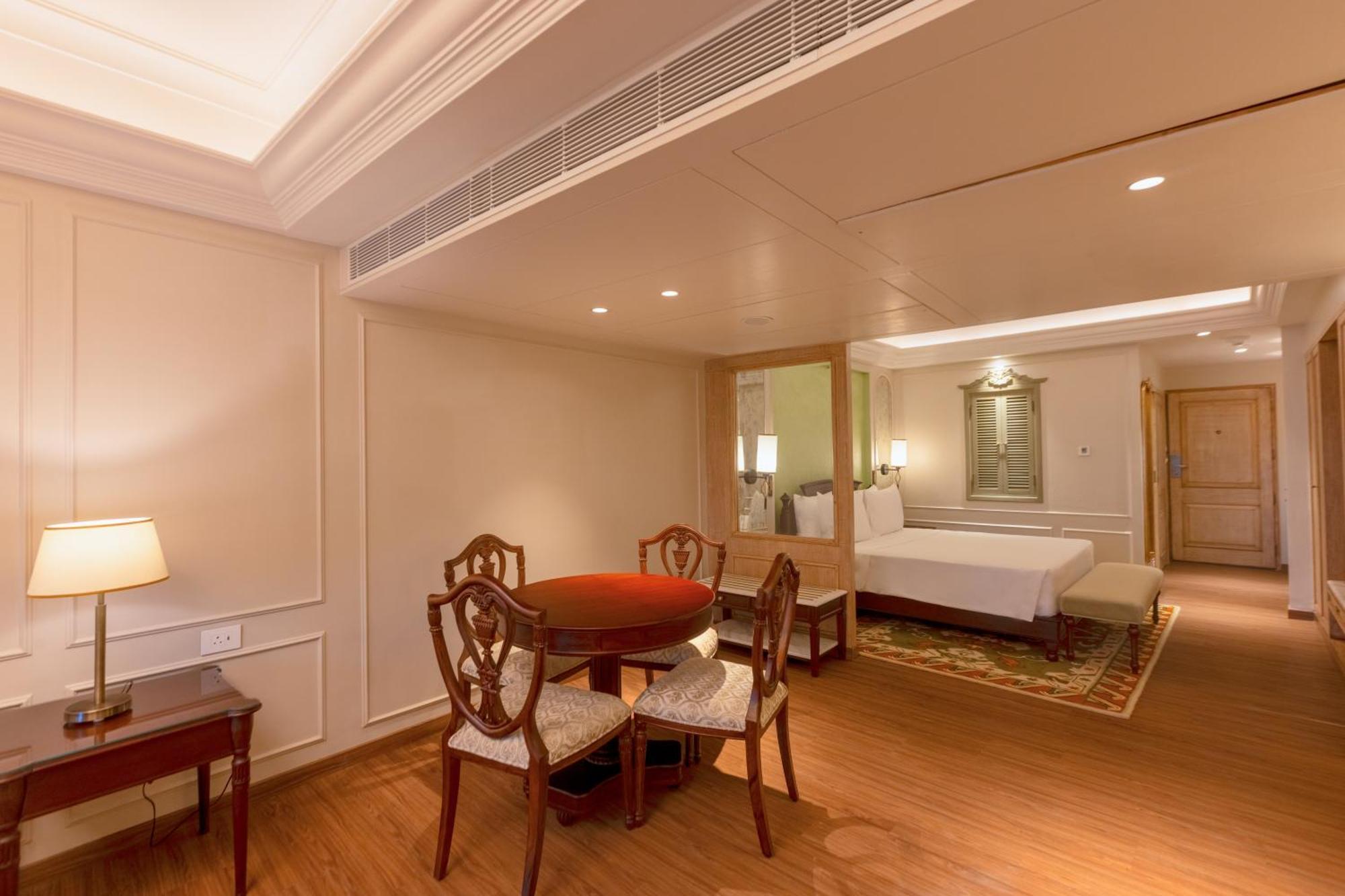 Отель Namah Nainital, A Member Of Radisson Individuals Retreats Экстерьер фото