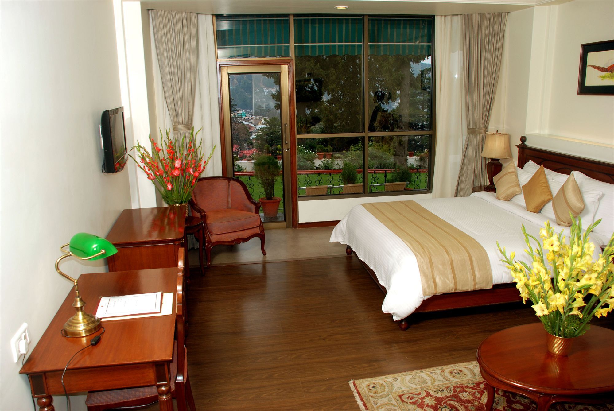 Отель Namah Nainital, A Member Of Radisson Individuals Retreats Экстерьер фото