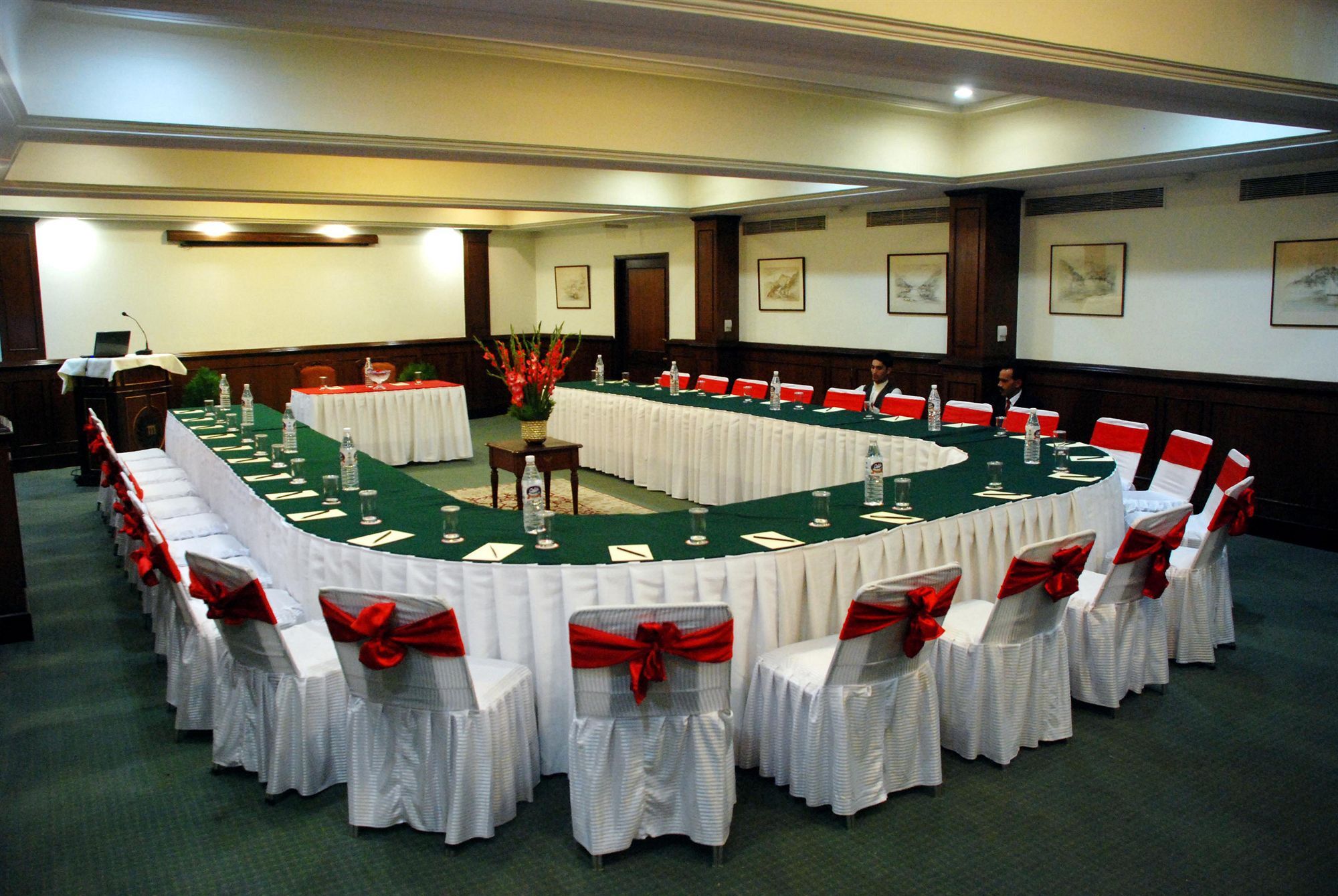 Отель Namah Nainital, A Member Of Radisson Individuals Retreats Экстерьер фото